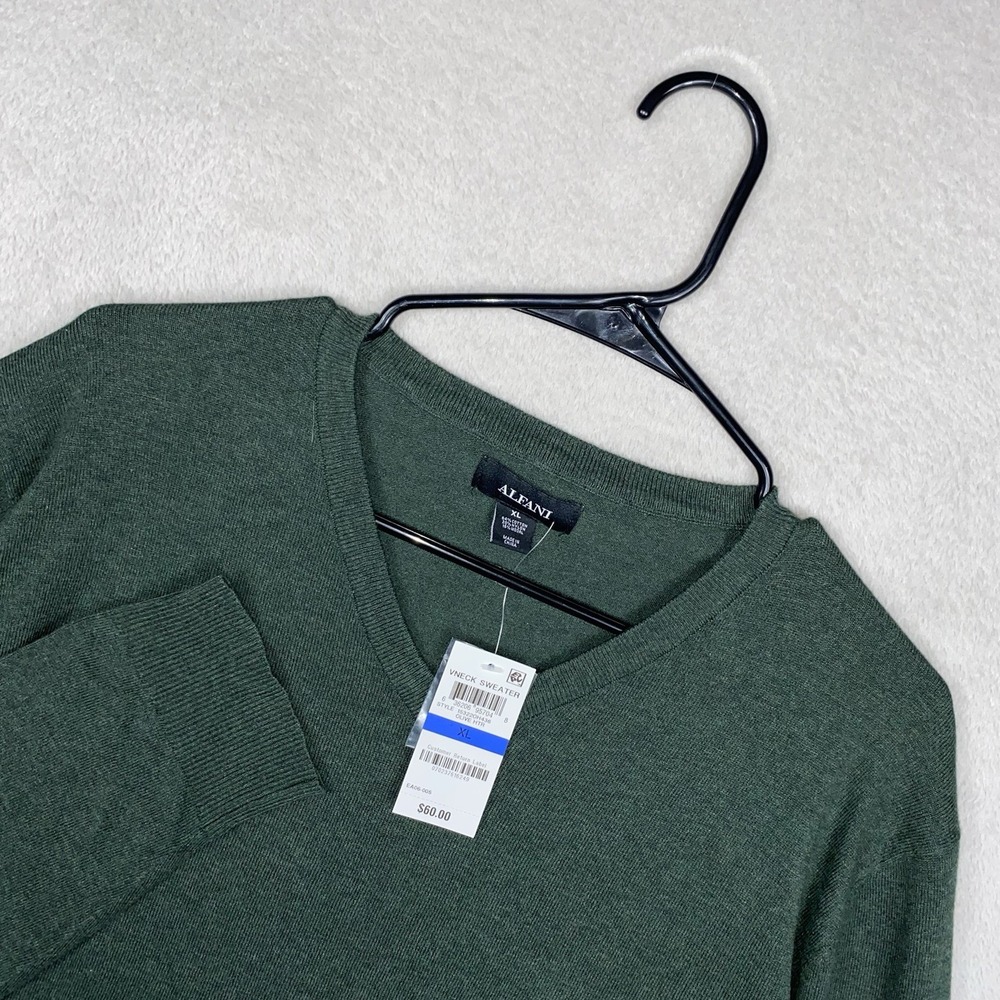 ALFANI V-Neck Sweater Men's XL Green Knit Pullover Professional Preppy Academia